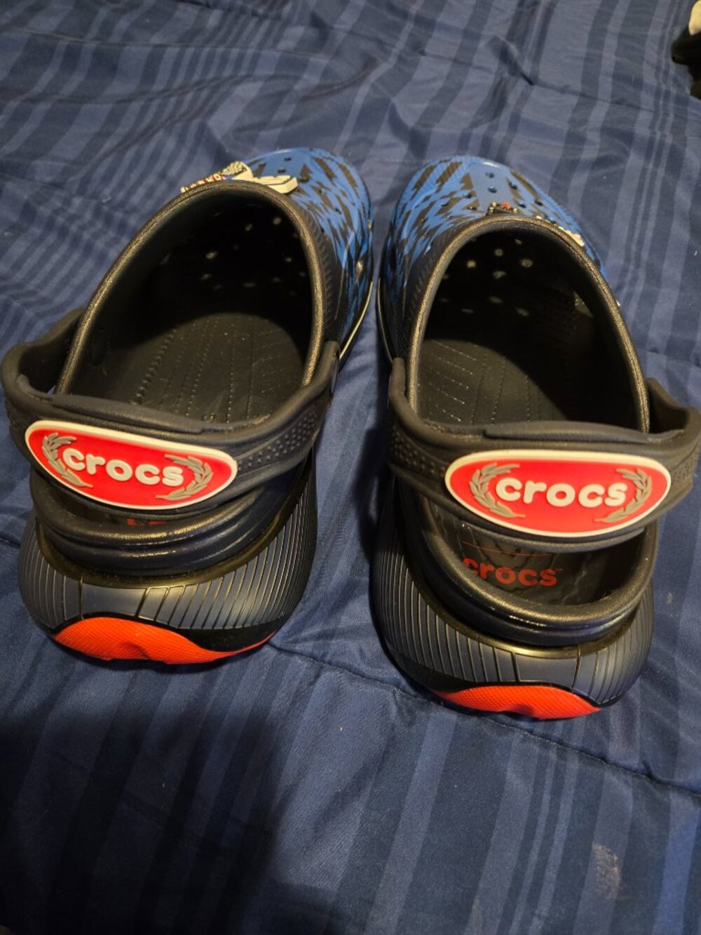 Red Bull Racing crocs - Picture 2 of 3